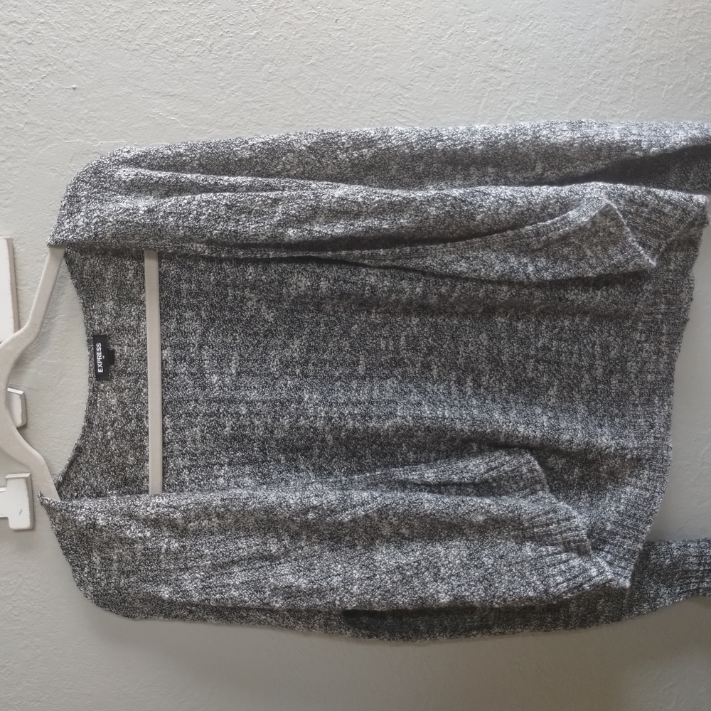 Forever 21 Gray Knit Sweater